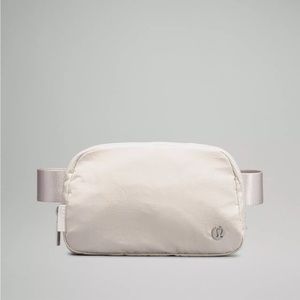 NWT Lululemon Everywhere Belt Bag White Opal